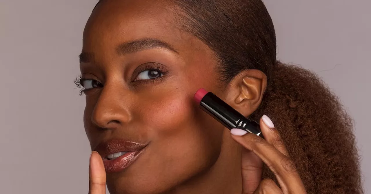 Beauty brand known for its 'no-makeup makeup' dishing out free £30 lipstick