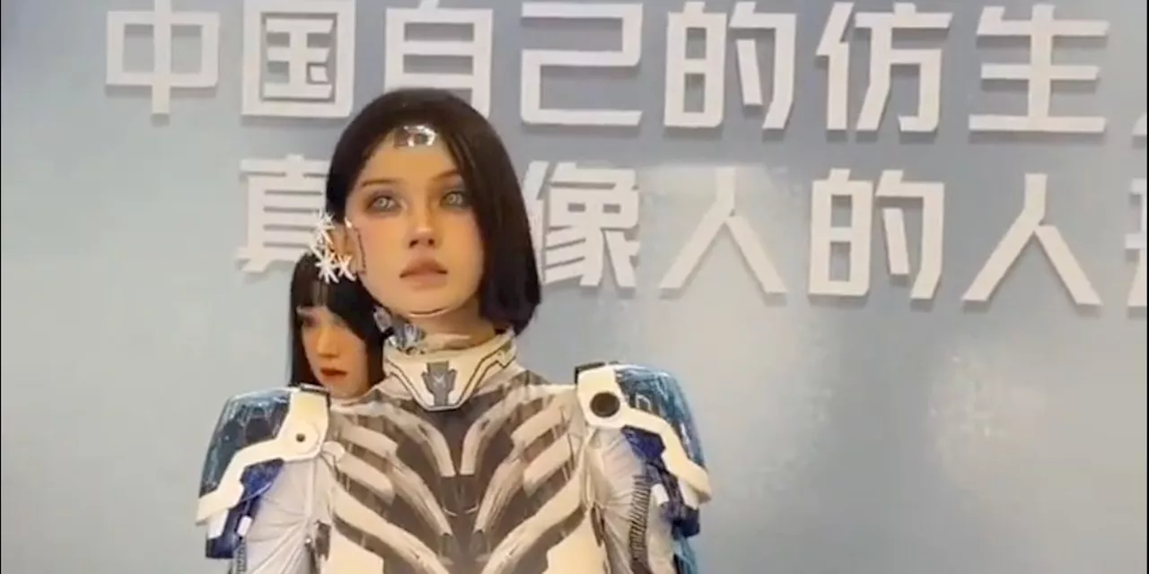 Viral Video Robot Cantik Ikut Fashion Show, Tampilannya Mirip Manusia, Asli atau Palsu?