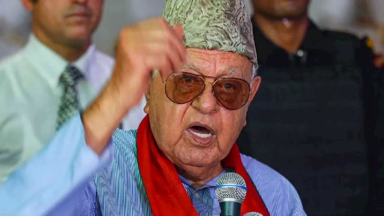 जम्मू-कश्मीर चुनाव से पहले Farooq Abdullah ने क्यों कहा ऐसा? सियासी गलियारों में मचा बवाल