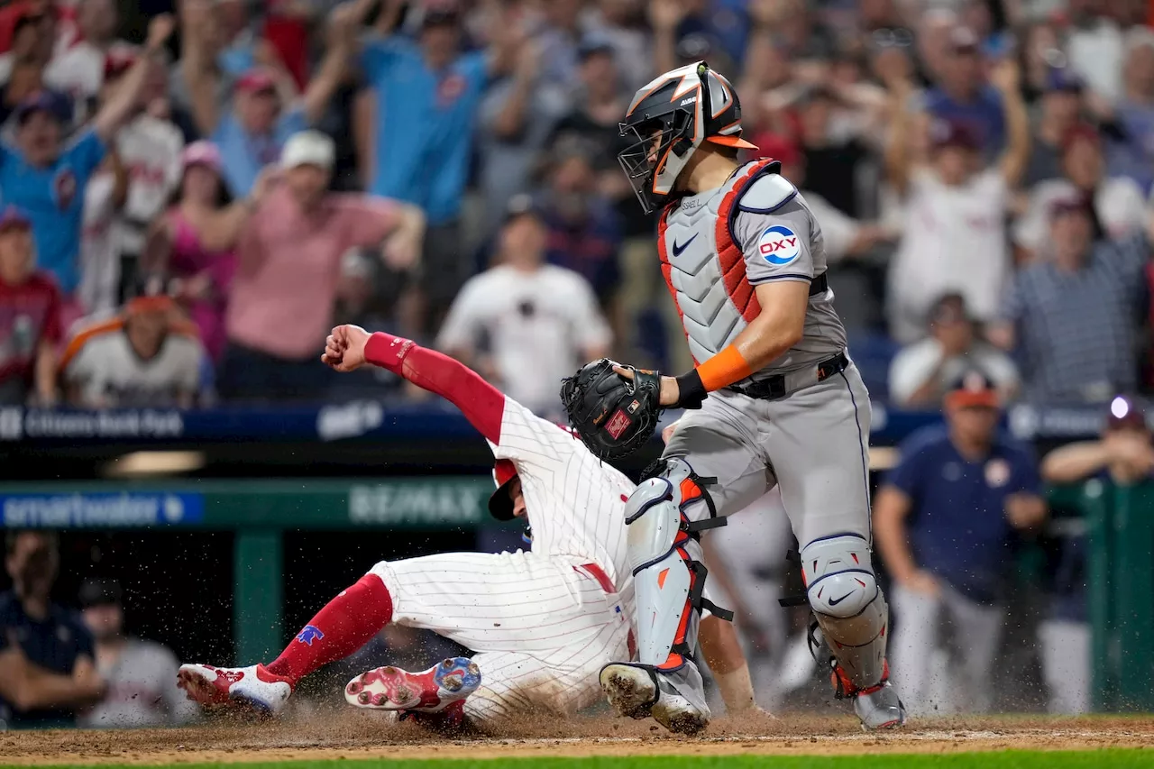 Bryce Harper’s RBI single in 10th off Josh Hader lifts Phils past Astros