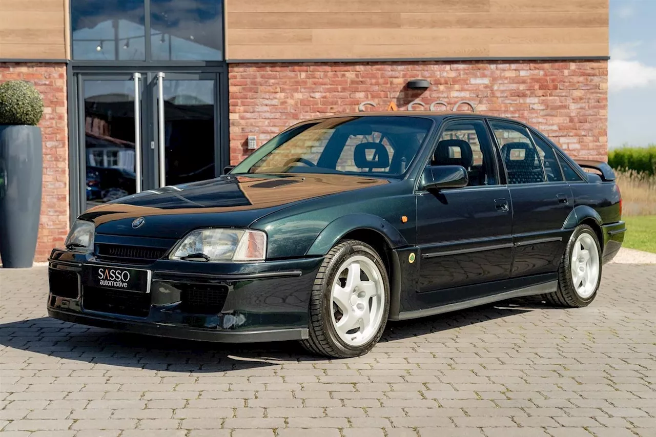 Unmissable Lotus Carlton for sale