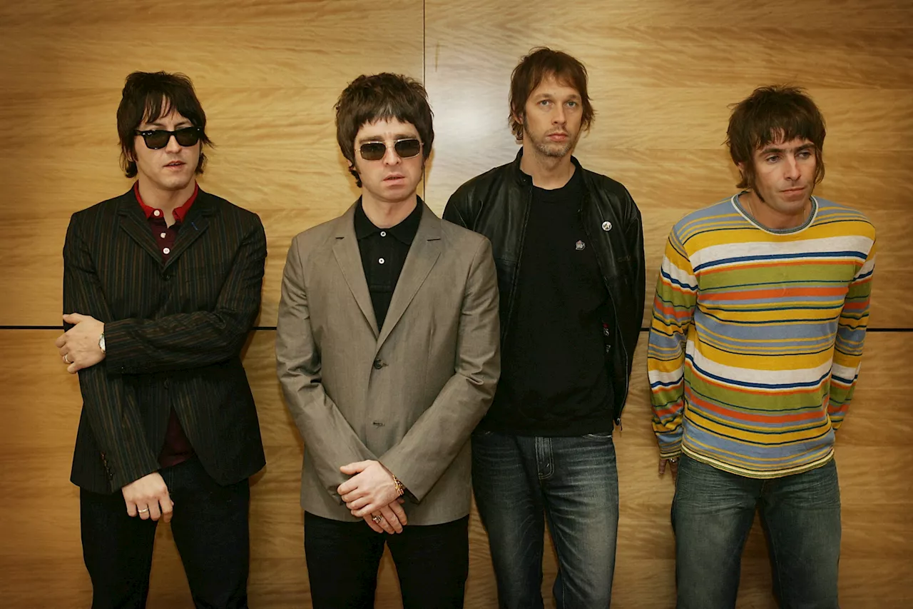 Oasis : les frères Gallagher annoncent la reformation du groupe pour une tournée mondiale en 2025