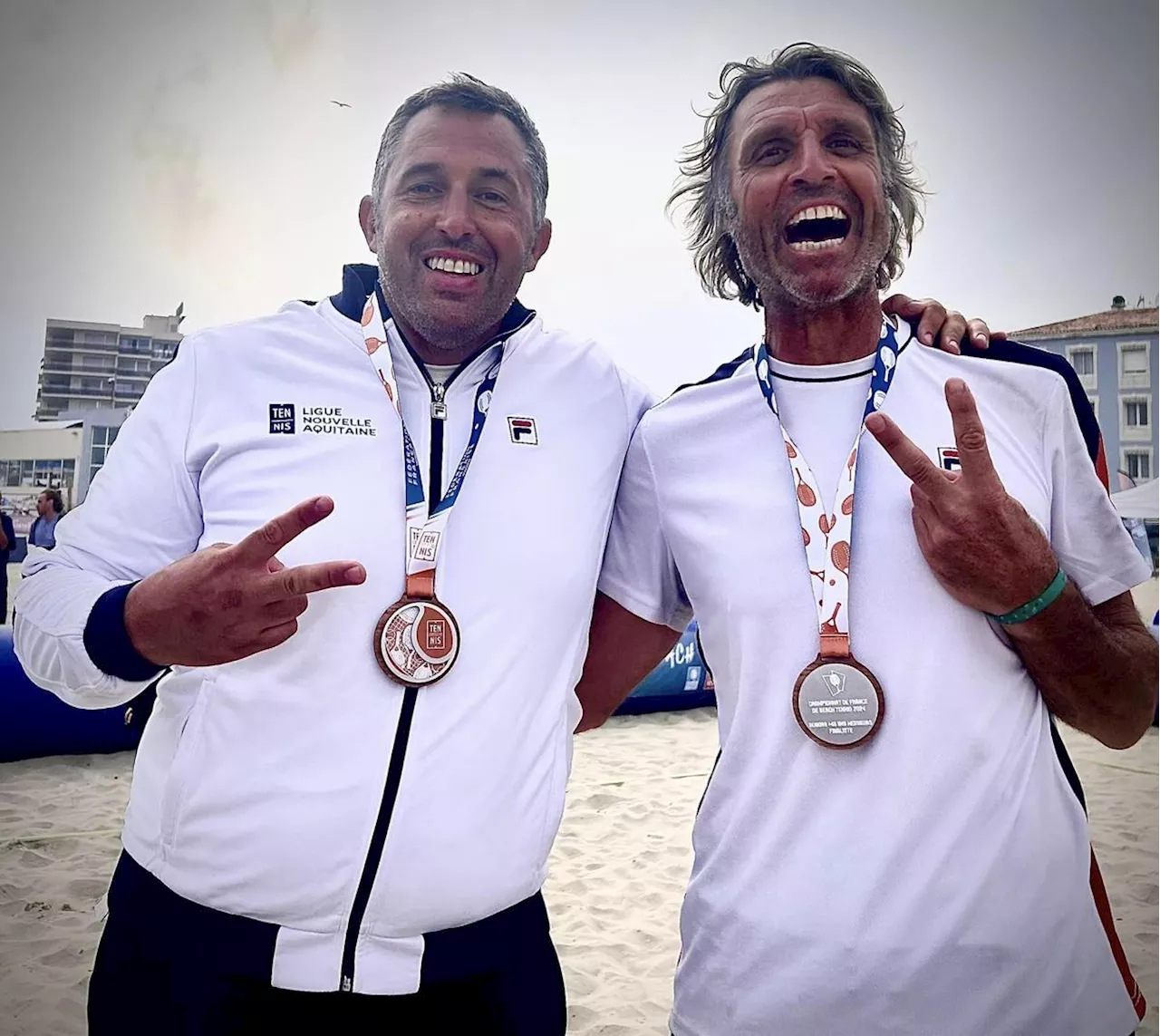 Le Royannais Maxime Lahondès devient vice-champion de France de beach tennis