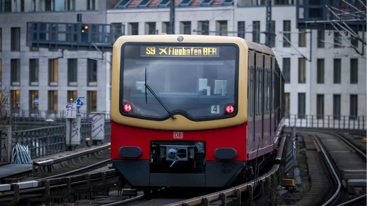 Wegen umfangreicher Bauarbeiten: Berliner S-Bahn streicht wochenlang Verbindungen zum Flughafen BER