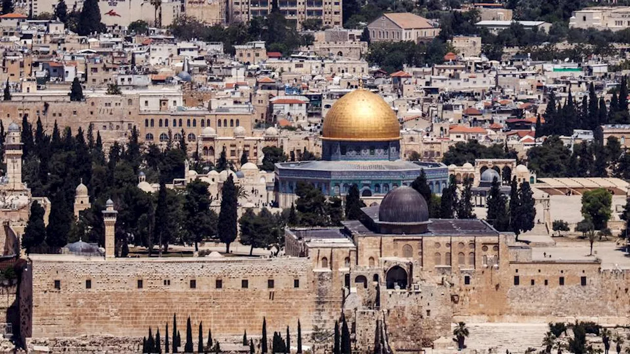 Tel Aviv to finance 'settler storming' of Al-Aqsa Mosque: Israeli minister