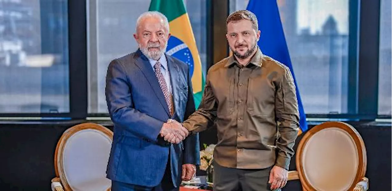 Zelensky diz que Lula 'vive narrativas da União Soviética' sobre guerra