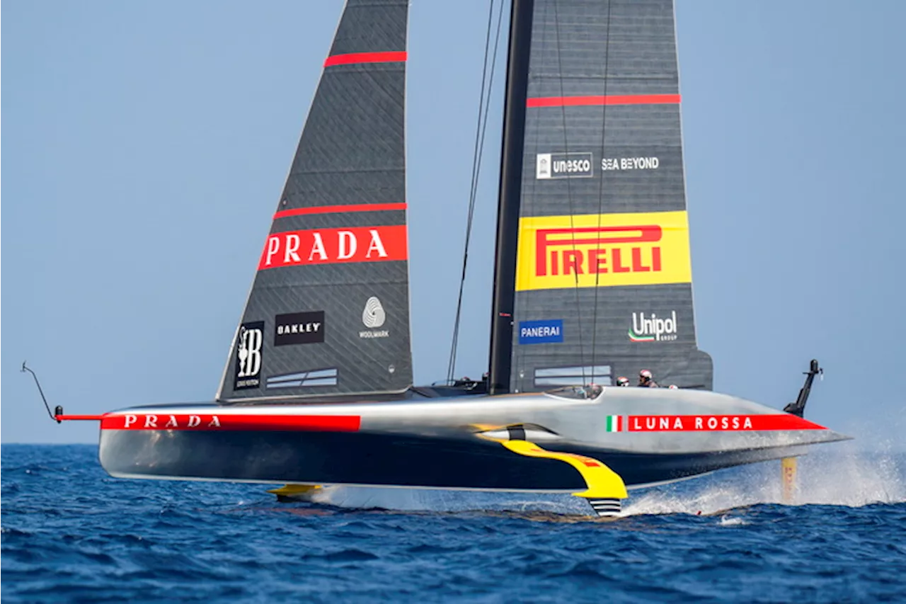 Al via l'America's Cup, parte la sfida di Luna Rossa