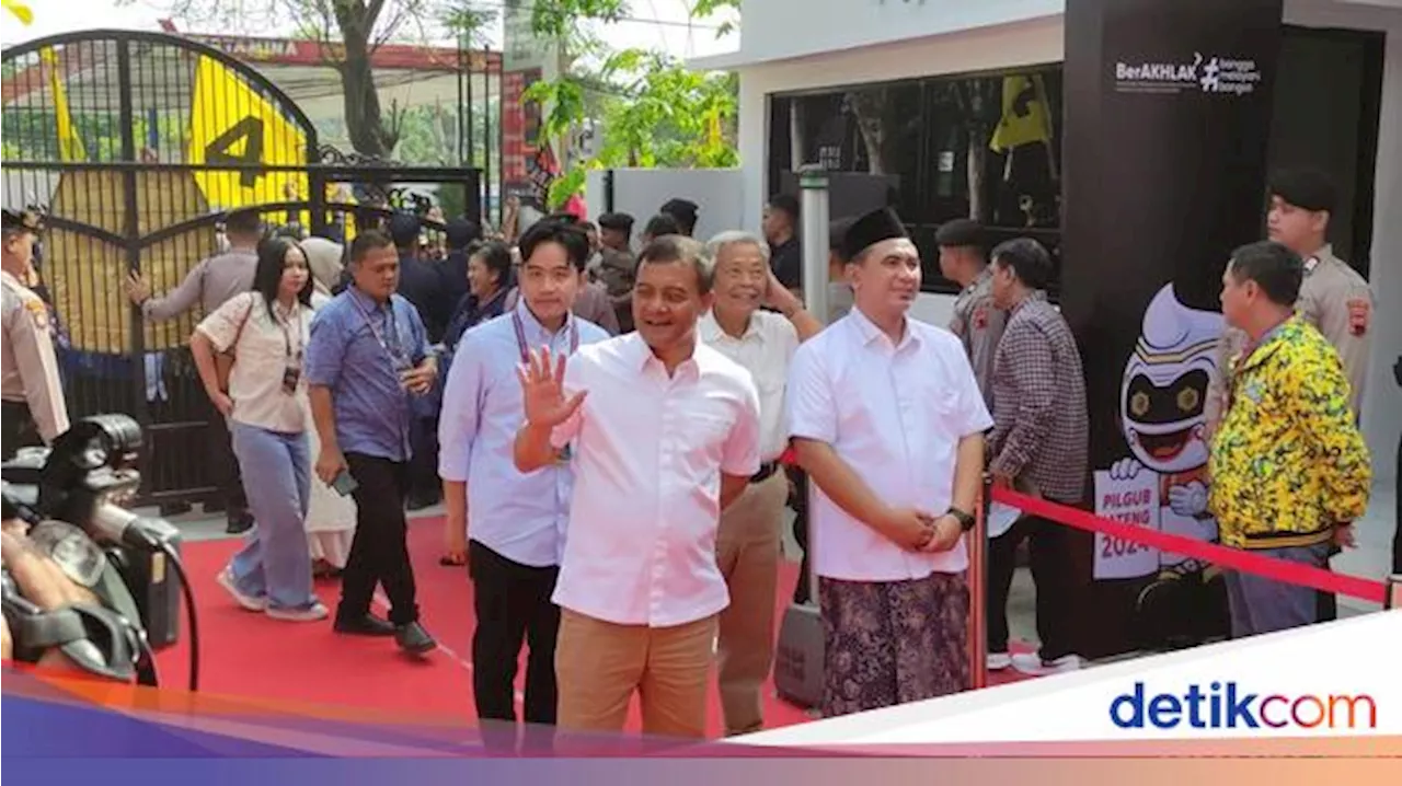 Ahmad Luthfi-Gus Yasin Daftar ke KPU Jateng Didampingi Gibran