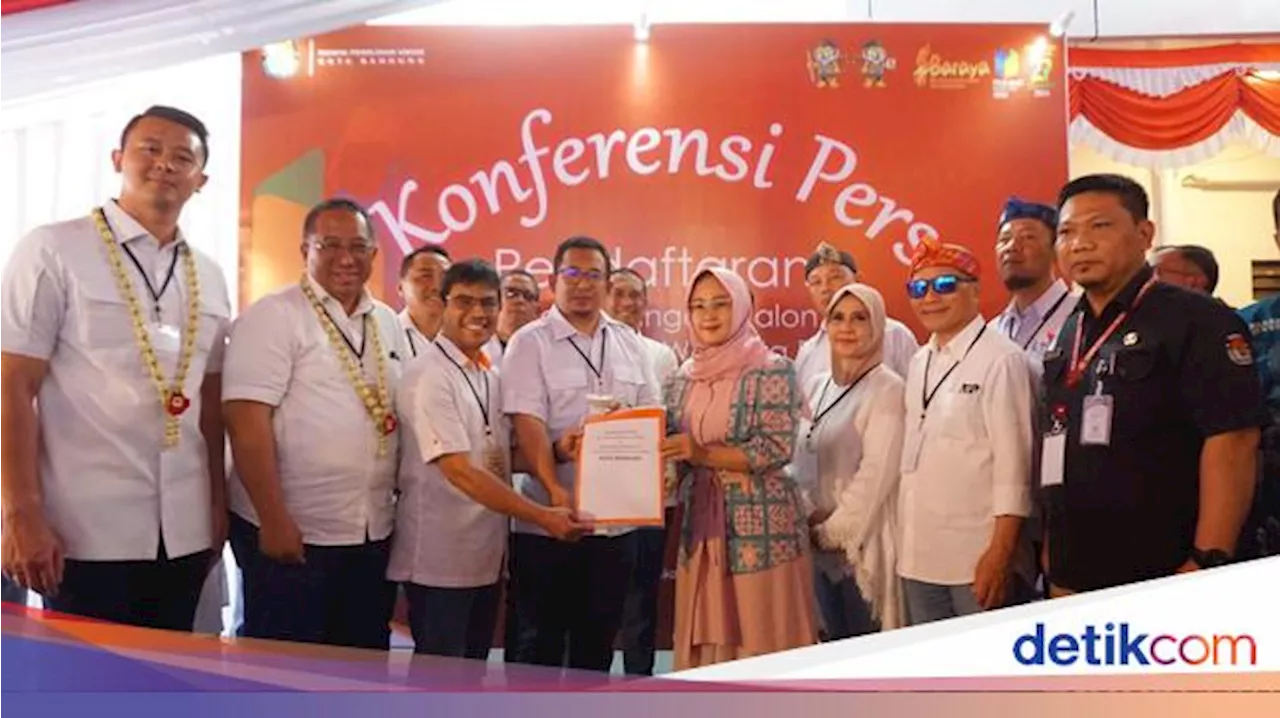 Haru-Dhani Resmi Daftar Maju Pilwalkot Bandung 2024