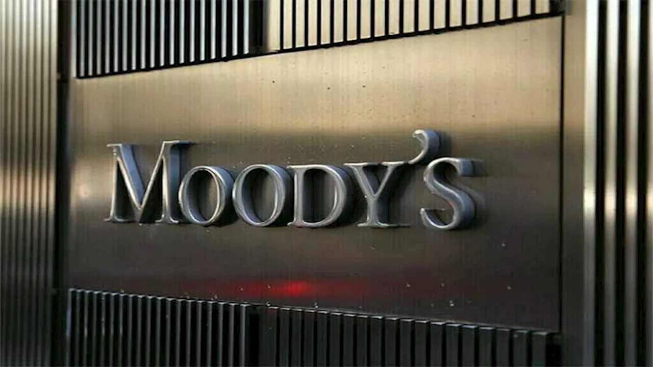 Pakistan's outlook 'positive' as Moody's upgrades rating to Caa2