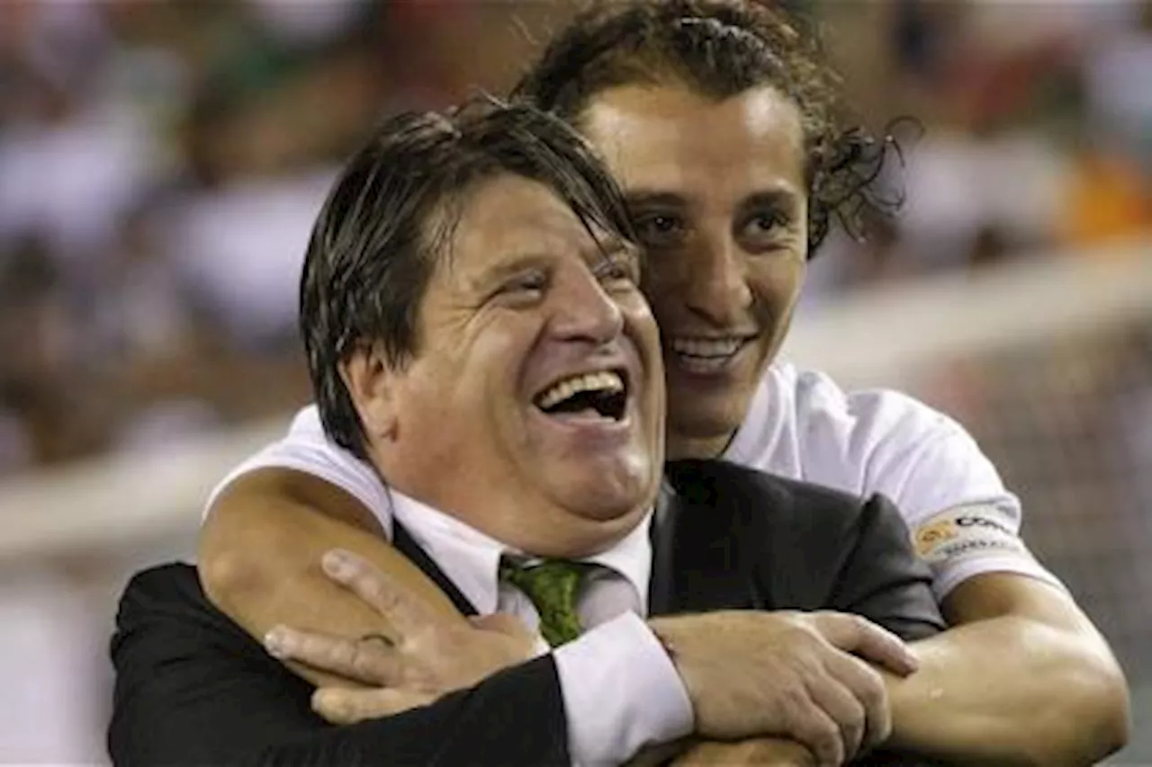 Miguel Herrera aprueba la posible llegada de Efraín Juárez a Nacional