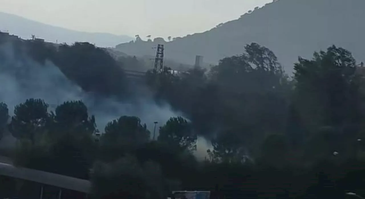 Tempesta di fulmini, incendi e strade chiuse: a Cassino scarica elettrica lungo al Casilina