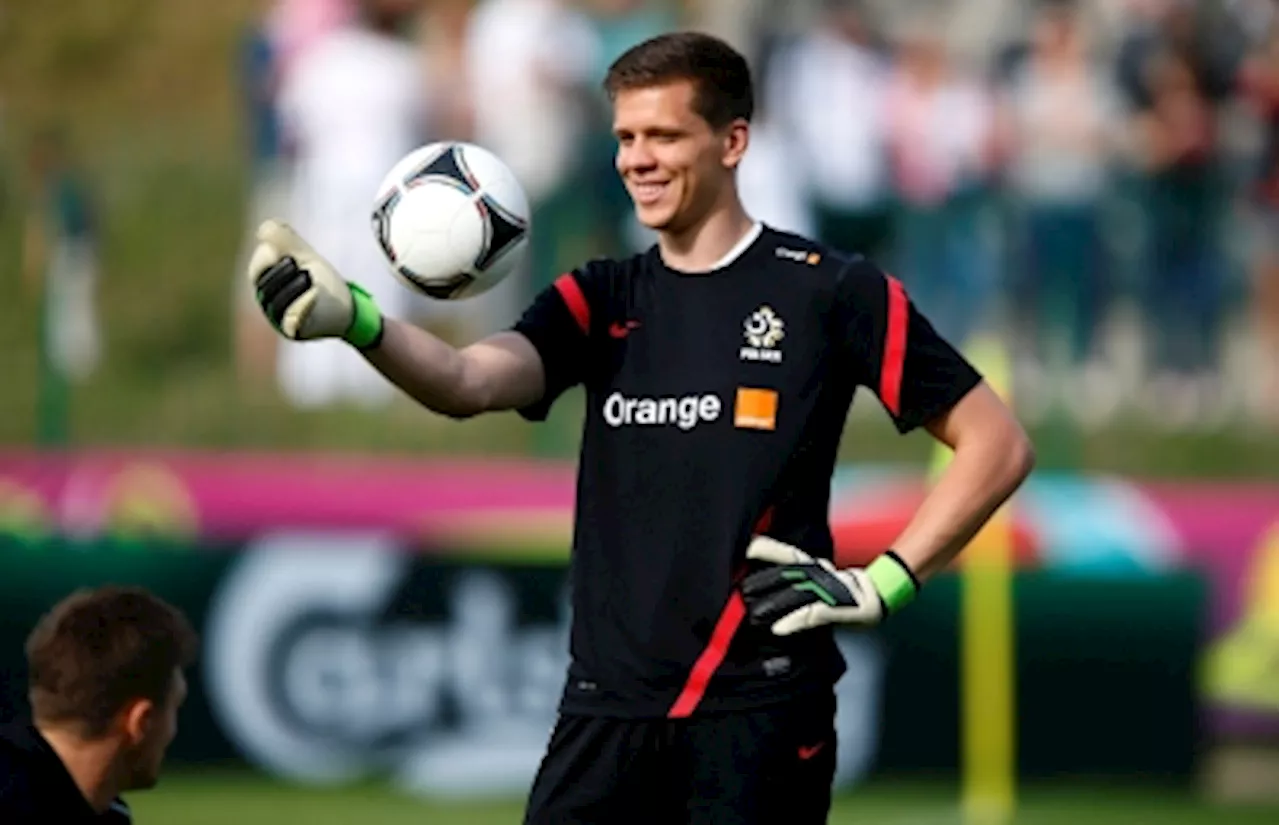 ‘My heart is not there anymore’: Poland keeper Szczesny retires from football at 34