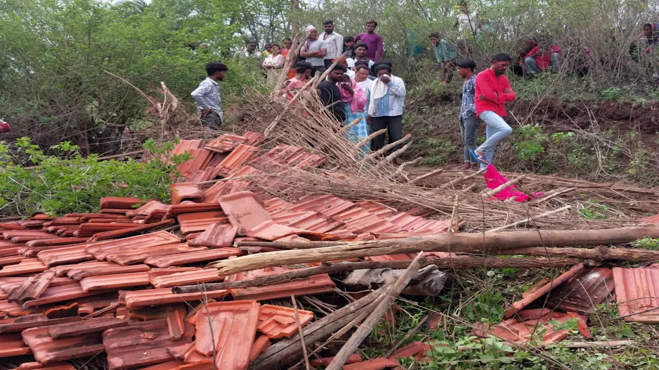 सिवनी में अति वर्षा ने मचाई तबाही, तेज बारिश से 12 मकान गिरे, रपटे से बहकर 6 लोगों की मौत, फसलों को भारी नुकसान