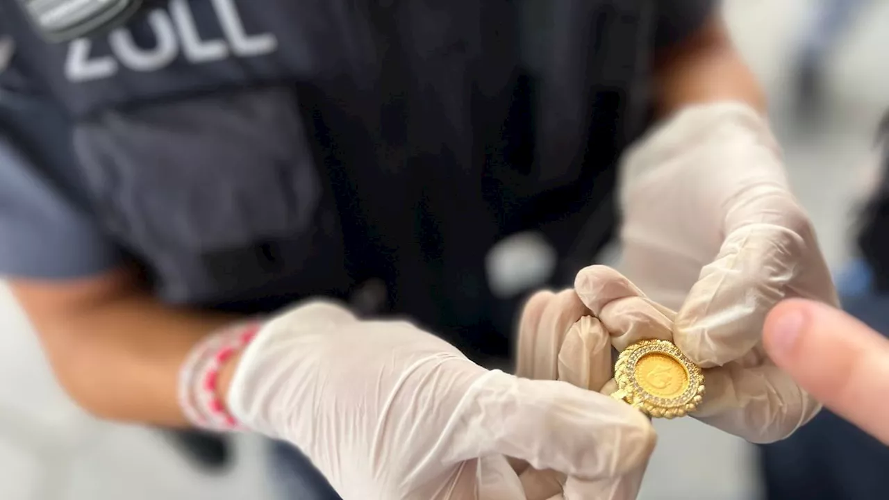 Baden-Württemberg: Zoll-Zwischenbilanz: 'Fast jeder Zweite hatte Gold dabei'