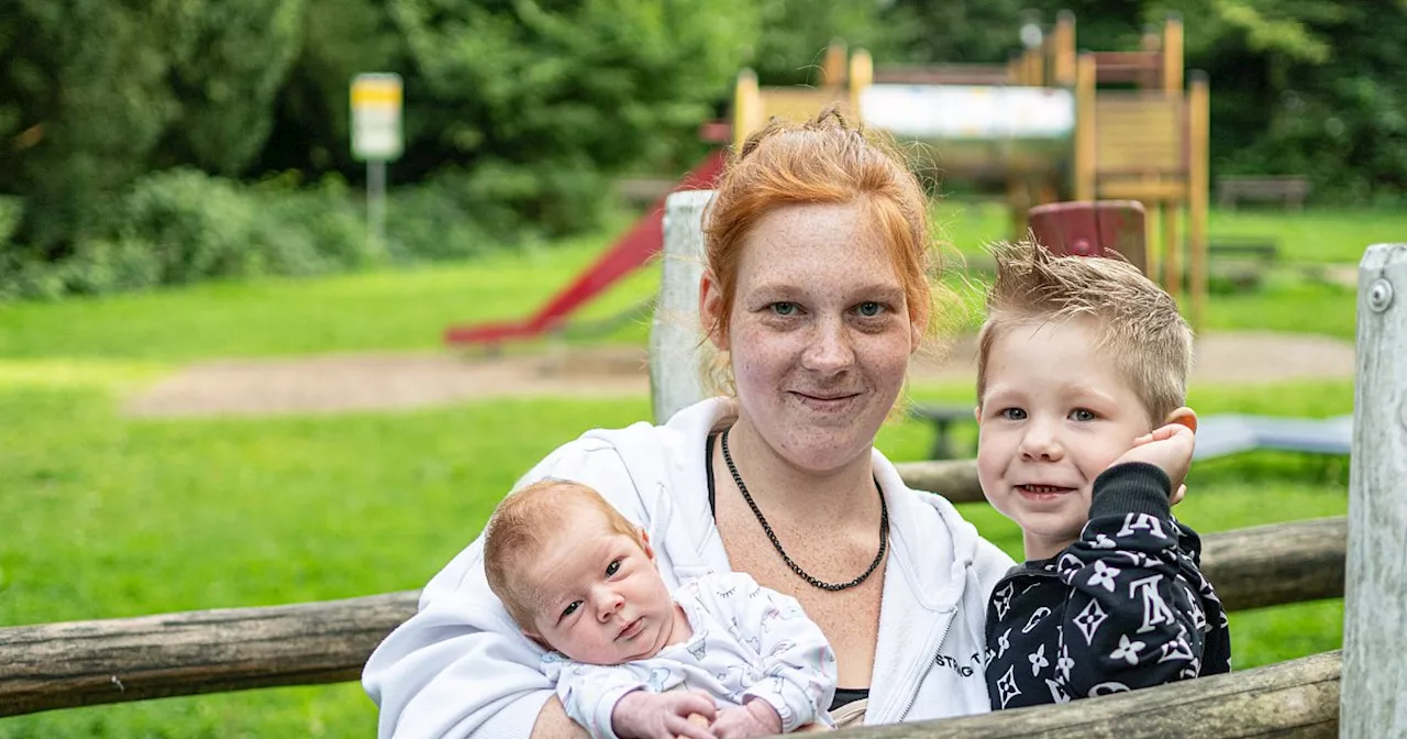 Unfassbare Überraschung in Klinik: Bielefelderin bringt plötzlich Baby zur Welt