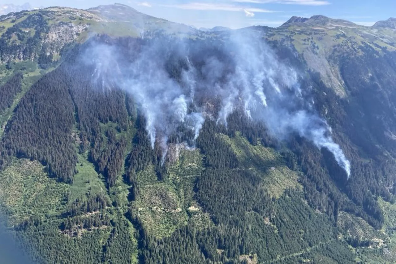 Wildfires continue to drop in B.C., last evacuation alerts lifted