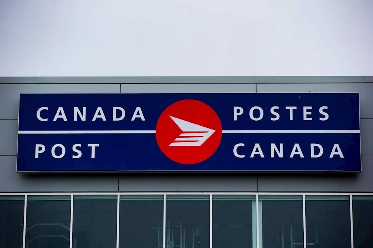 Canada Post unsustainable under current conditions, chair says