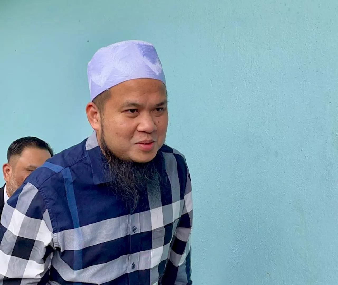 ‘Ebit suruh suami saya ambil isteri dia, bertukar pasangan’