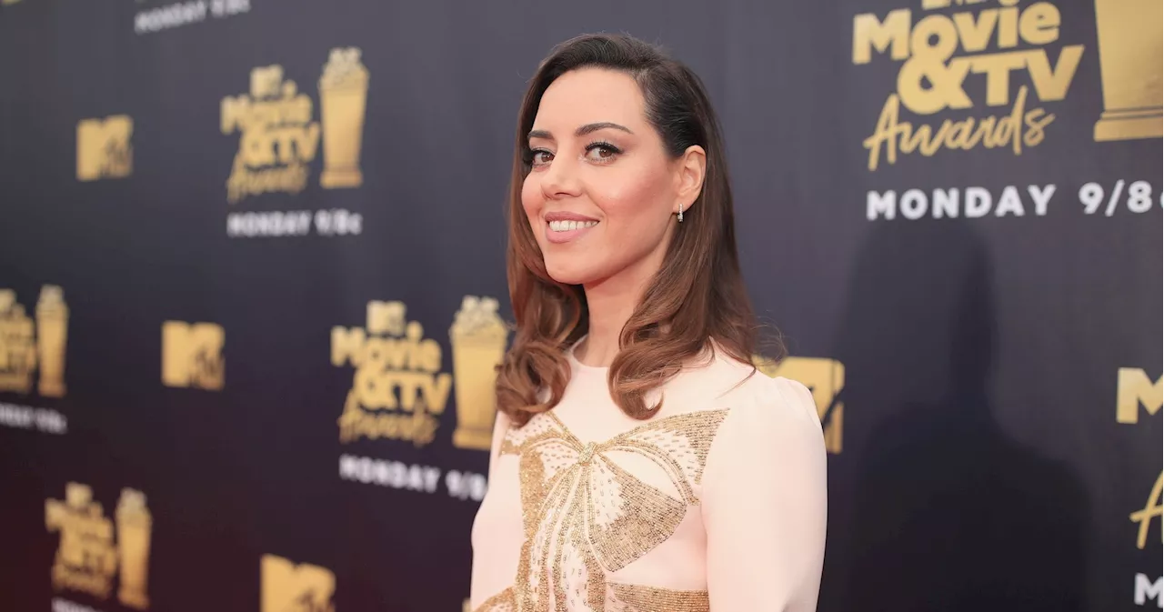 Aubrey Plaza Forgot HBO Password, Still Hasn't Watched White Lotus