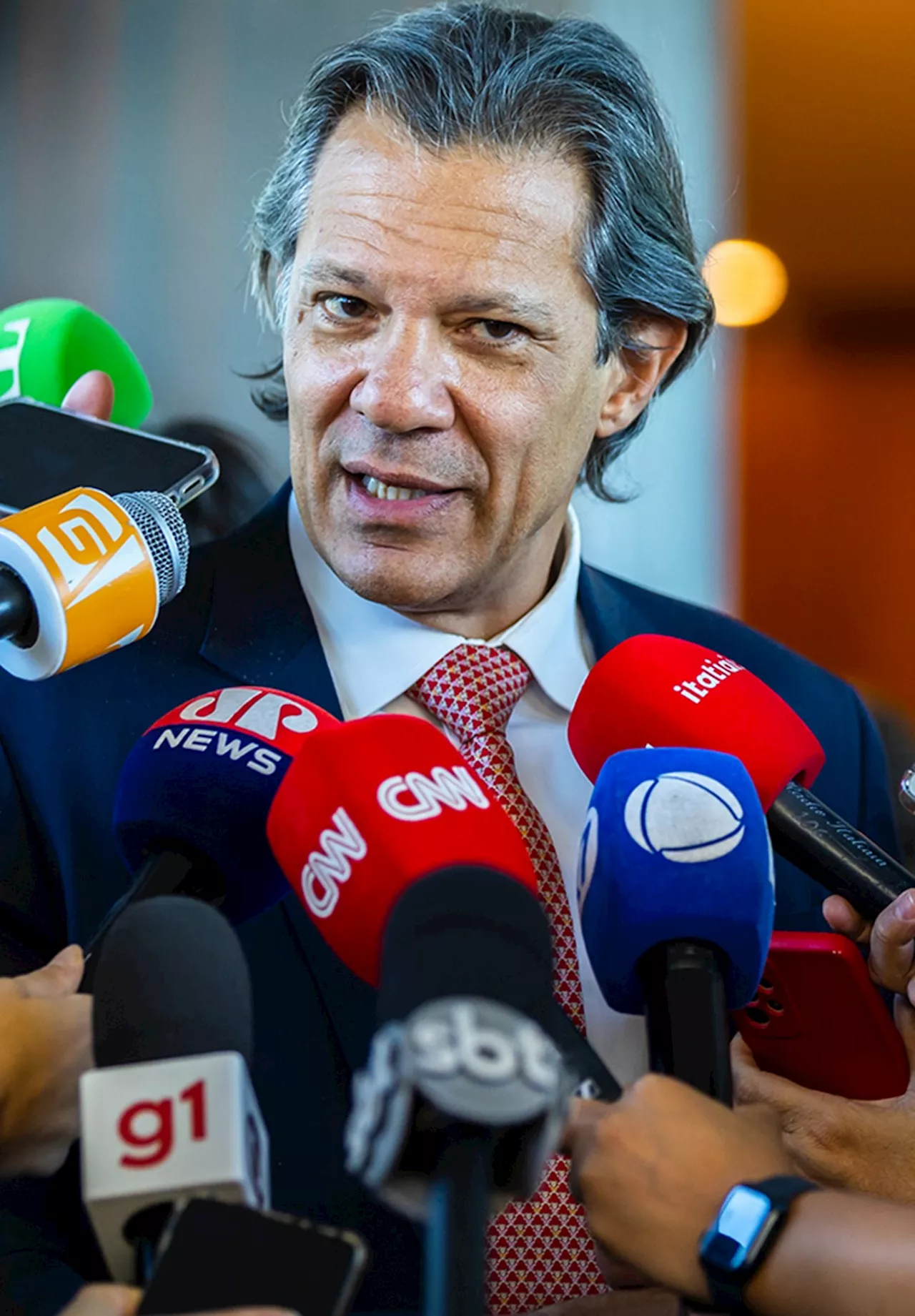 Projeto orçamentário de 2025 é mais confortável que atual, diz Haddad