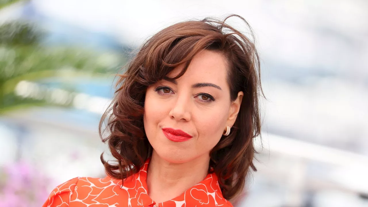 Aubrey Plaza Still Hasn’t Seen ‘The White Lotus,’ Can’t Remember Her Max Password