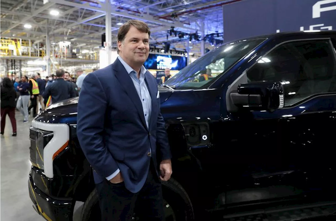 Automaker Ford to modify diversity policy, internal memo says