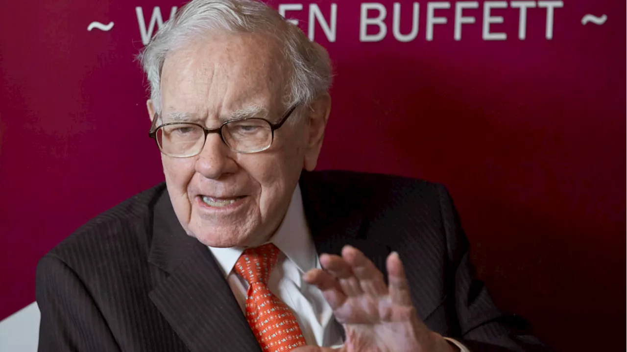 Warren Buffett sells $982M worth of Bank of America shares