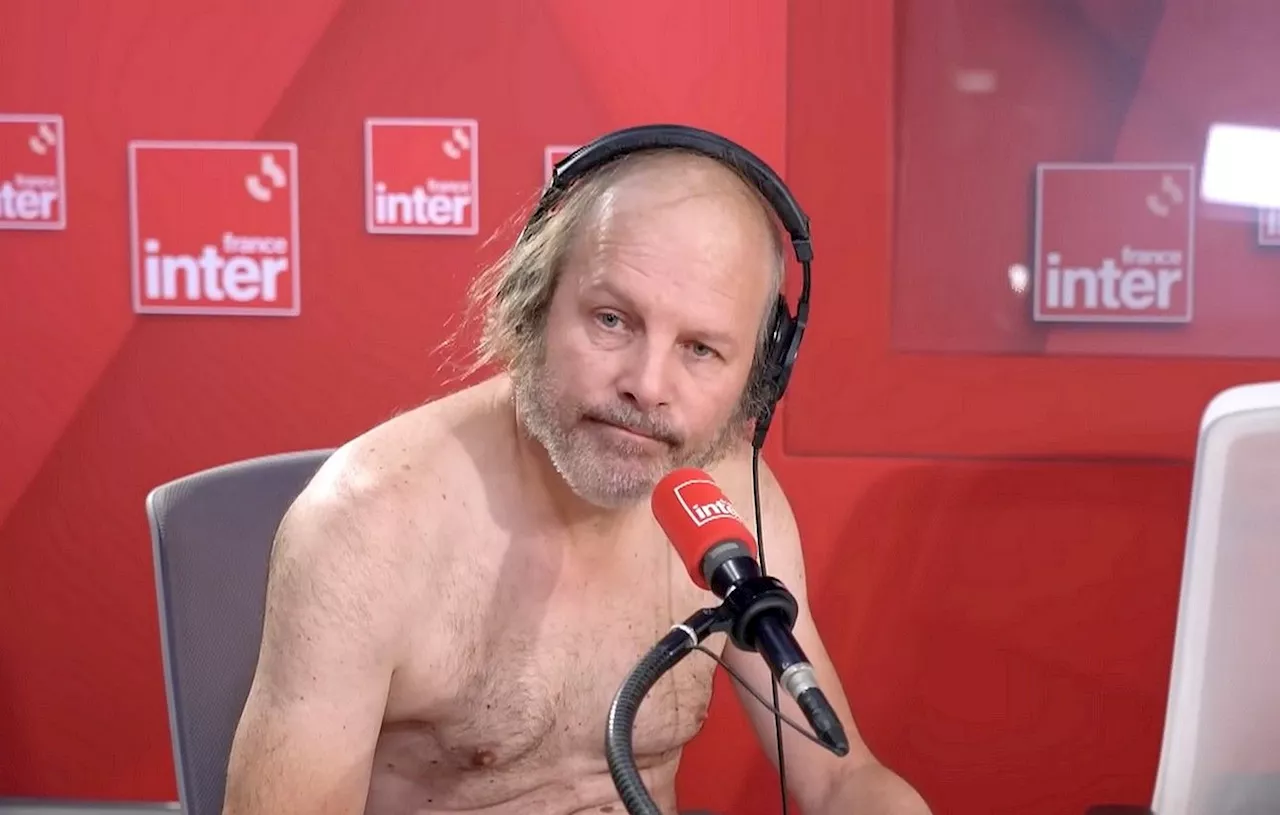 Philippe Katerine s’est (vraiment) mis tout nu pour sa première chronique sur France Inter