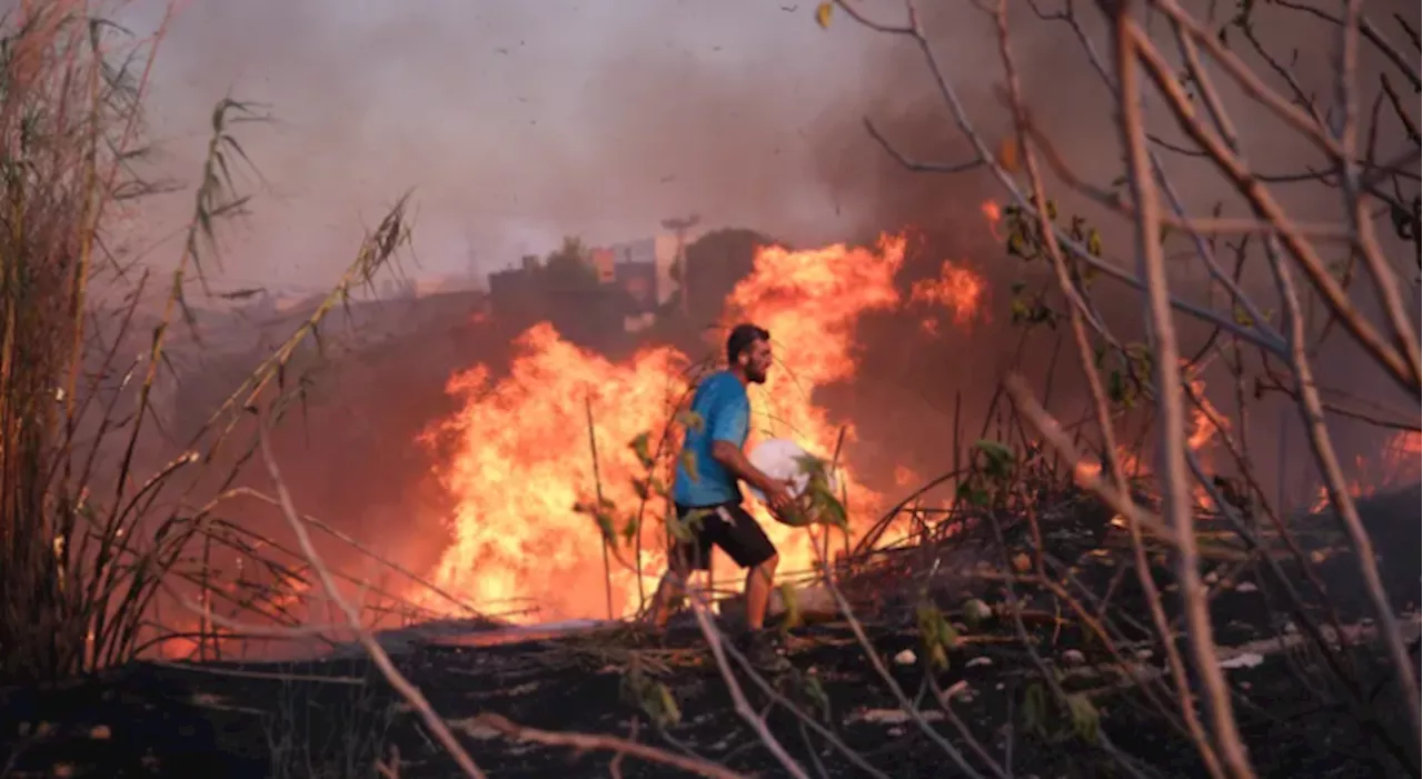 Athens faces new dangers as forest fires edge closer