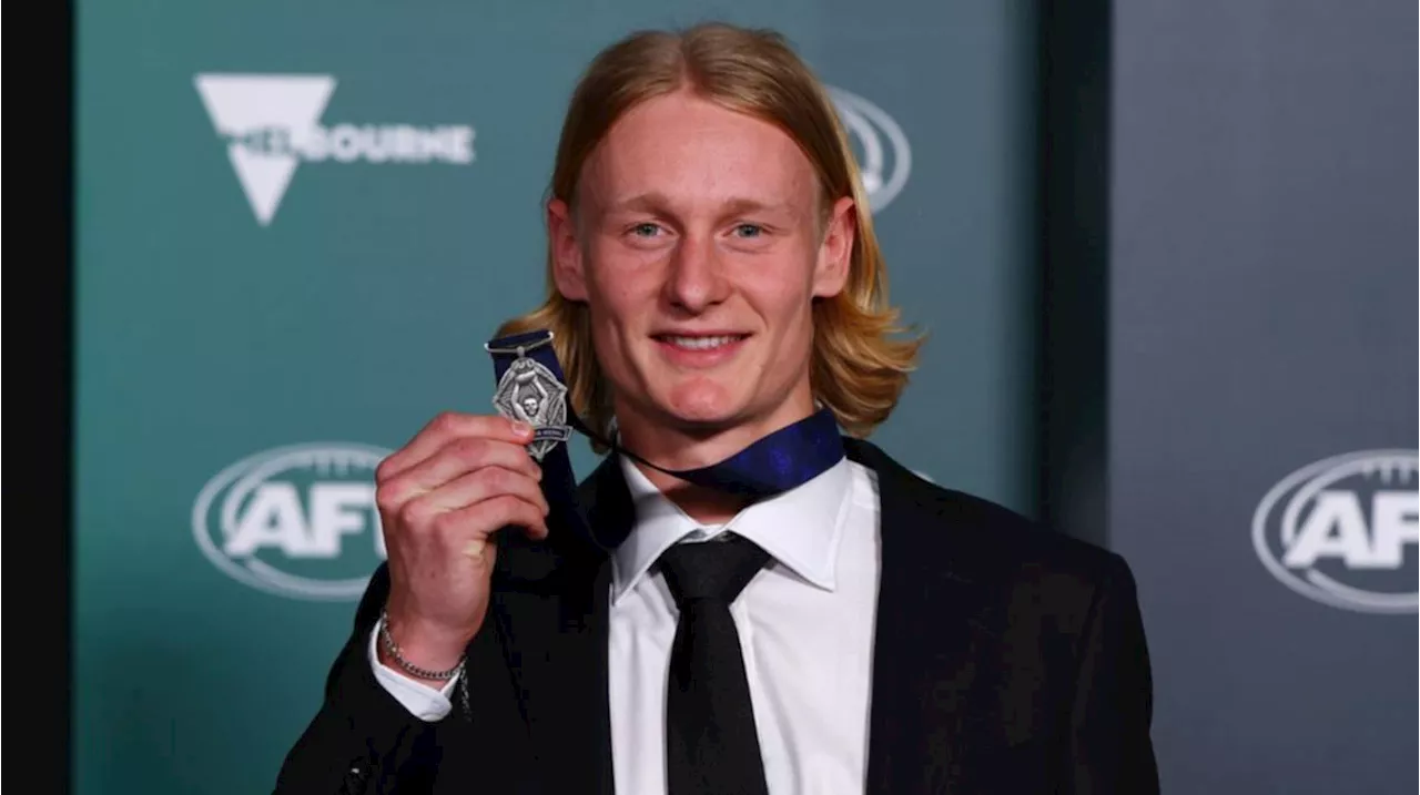 Geelong young gun Ollie Dempsey thanks AFL tribunal after winning Rising Star Award