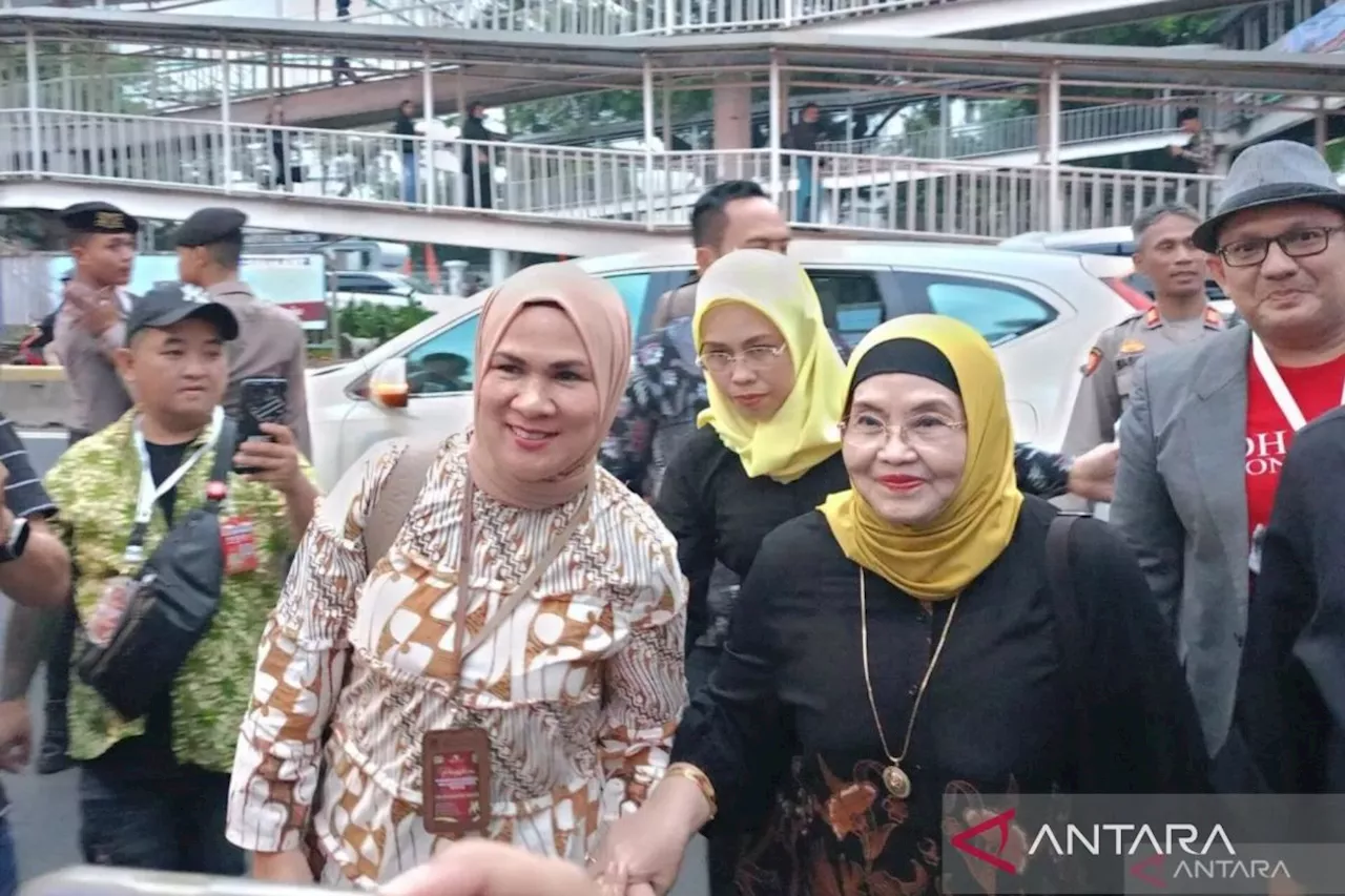 Mantan Menkes Siti Fadilah dukung Dharma karena paham isu pandemi