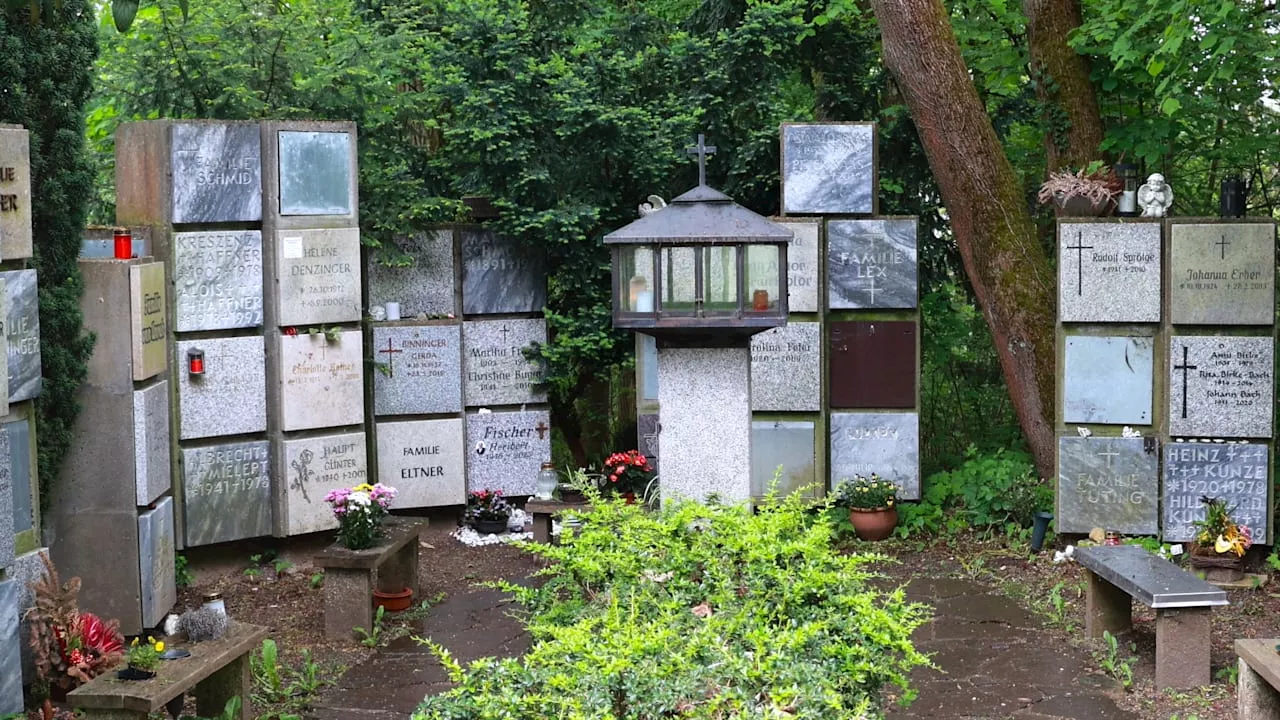 Amberg: 60 Gräber ausgeraubt! Metall-Diebe plündern Friedhof