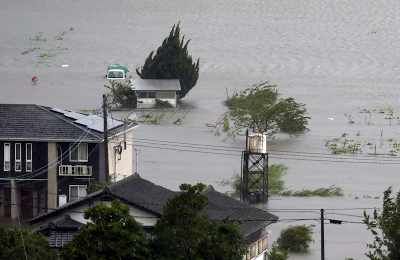 Typhoon Shanshan wreaks havoc in southern Japan: Three dead, extensive damage feared | Mari Yamaguchi