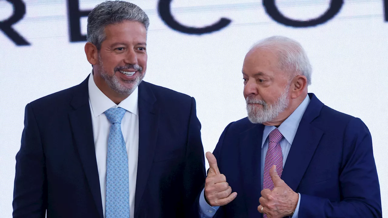 Lula recebe Lira fora da agenda para discutir sucessão na Câmara