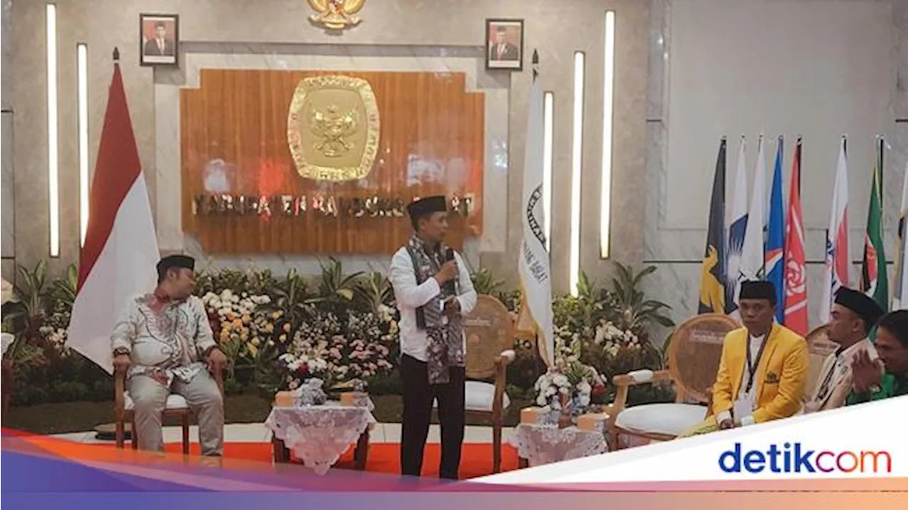 Diantar Simpatisan, Pasangan Edi-Unjang Asari Daftar Pilbup Bandung Barat