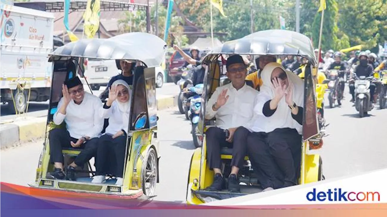 Suwardi-Selle Daftar Pilkada ke KPU Soppeng Naik Bentor, Dikawal 7 Parpol