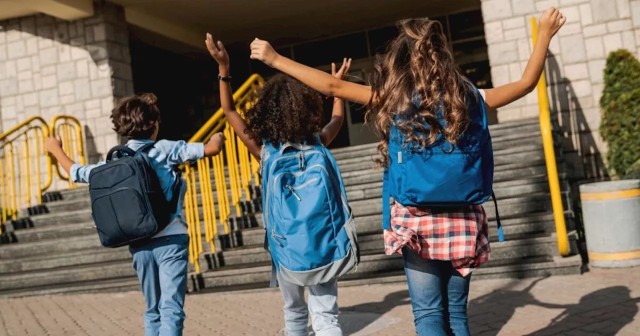 Scuola, inizio tra polemiche: i casi di Pioltello e Bolzano