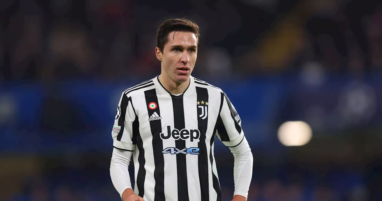 Liverpool sent exciting Federico Chiesa message as Barcelona join transfer race