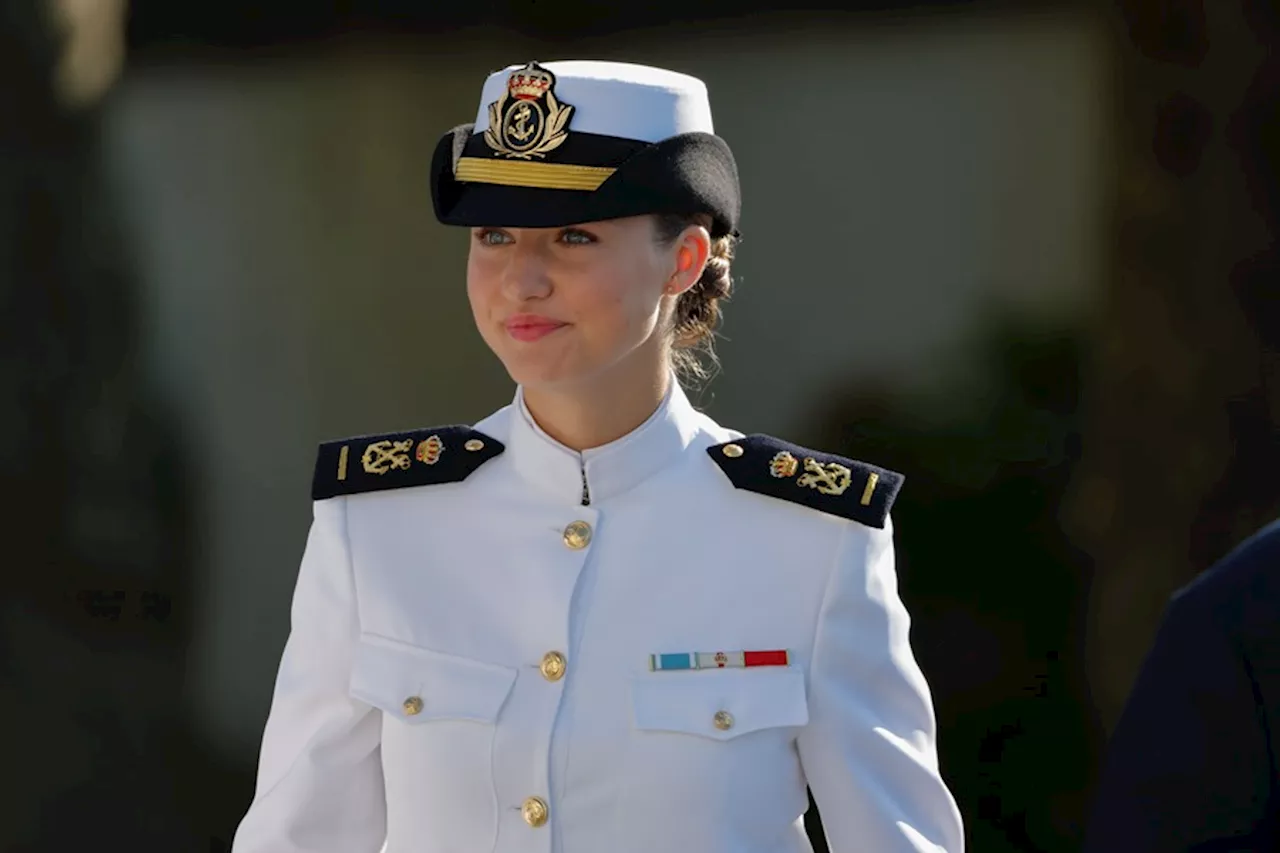 La princesa Leonor ya es alumna de la escuela naval de Marín