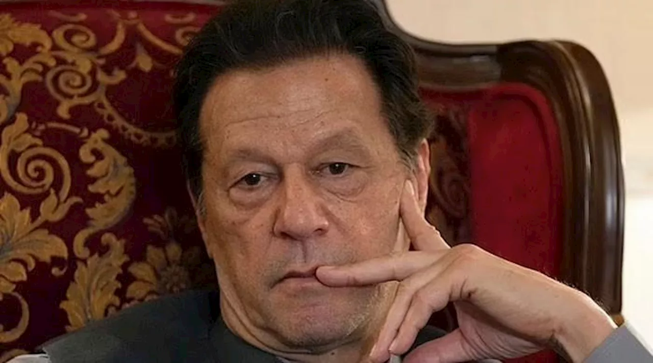 عمران خان کے چانسلرکے انتخابات میں حصہ لینے پر آکسفورڈ یونیورسٹی کو شدید احتجاج کا سامنا