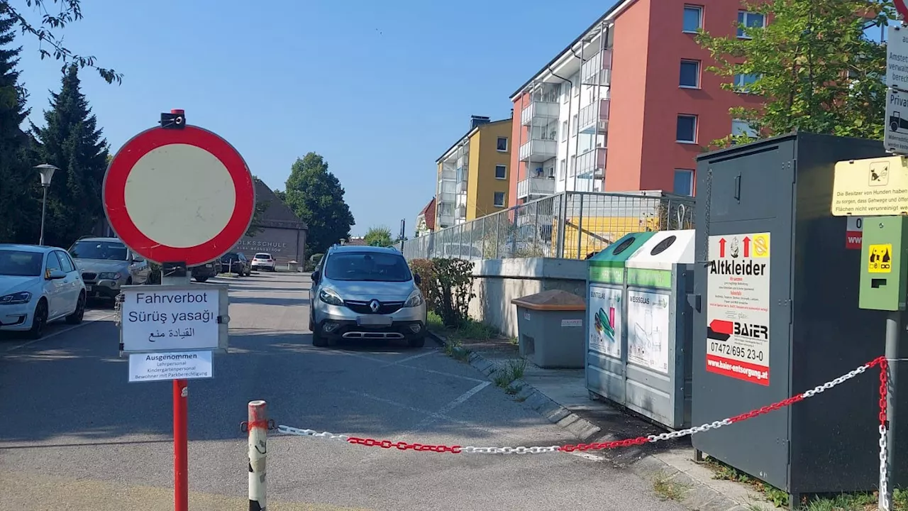 Deutsch, Türkisch und Arabisch - Erstes dreisprachiges Verkehrsschild in Österreich