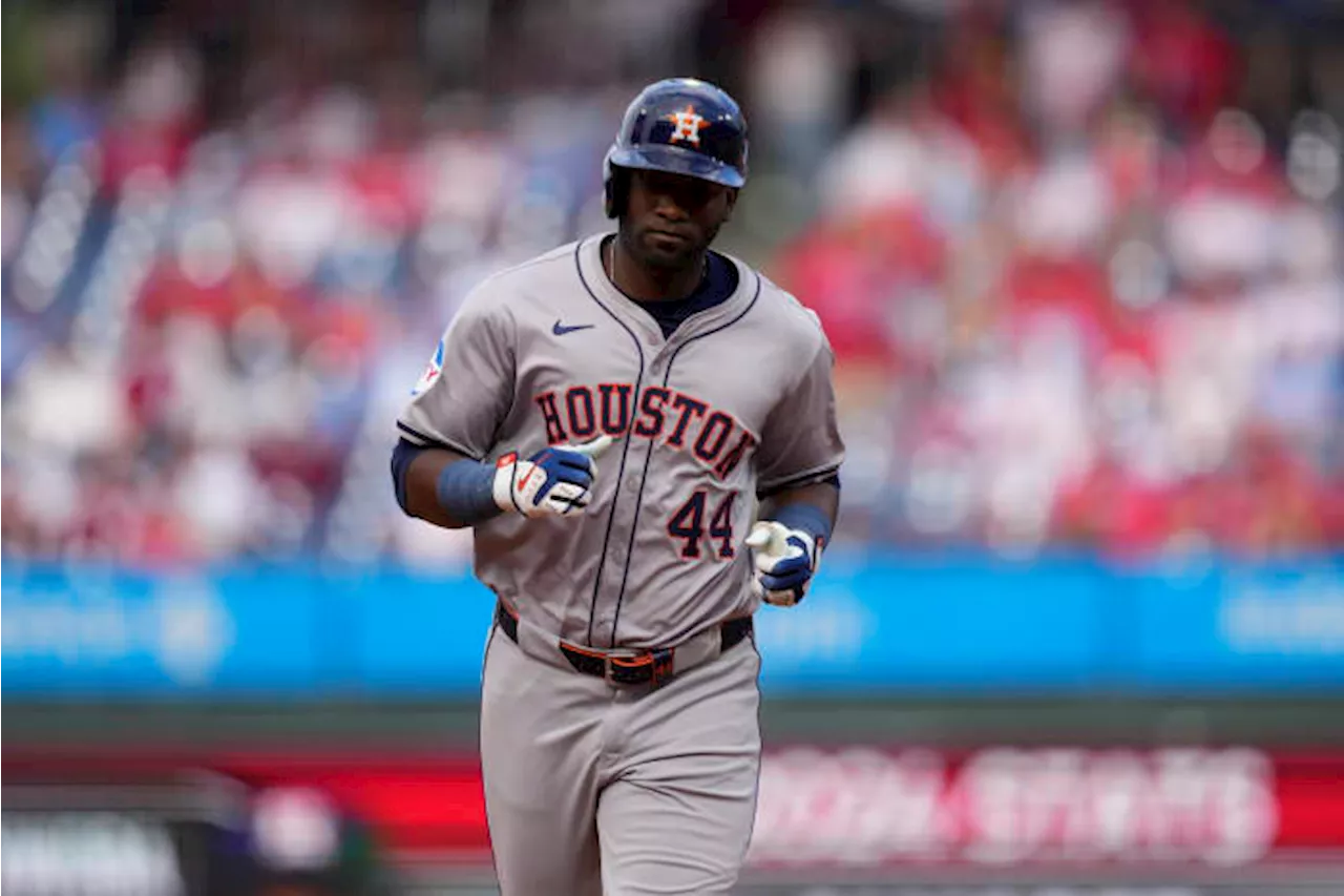 Alvarez hits 3 HRs, Arrighetti carries no-hitter into 8th in Astros’ 10-0 rout of Phillies