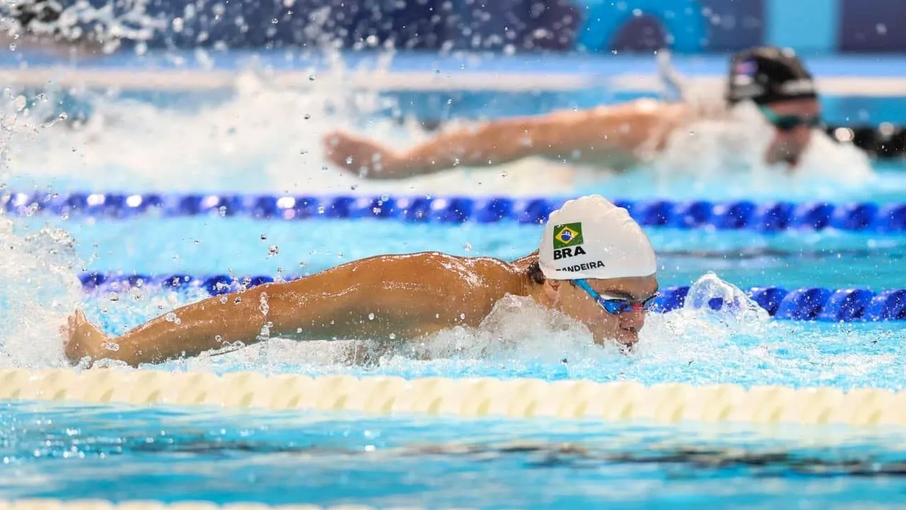 Paralimpíadas: Gabriel Bandeira conquista a medalha de bronze nos 100m borboleta