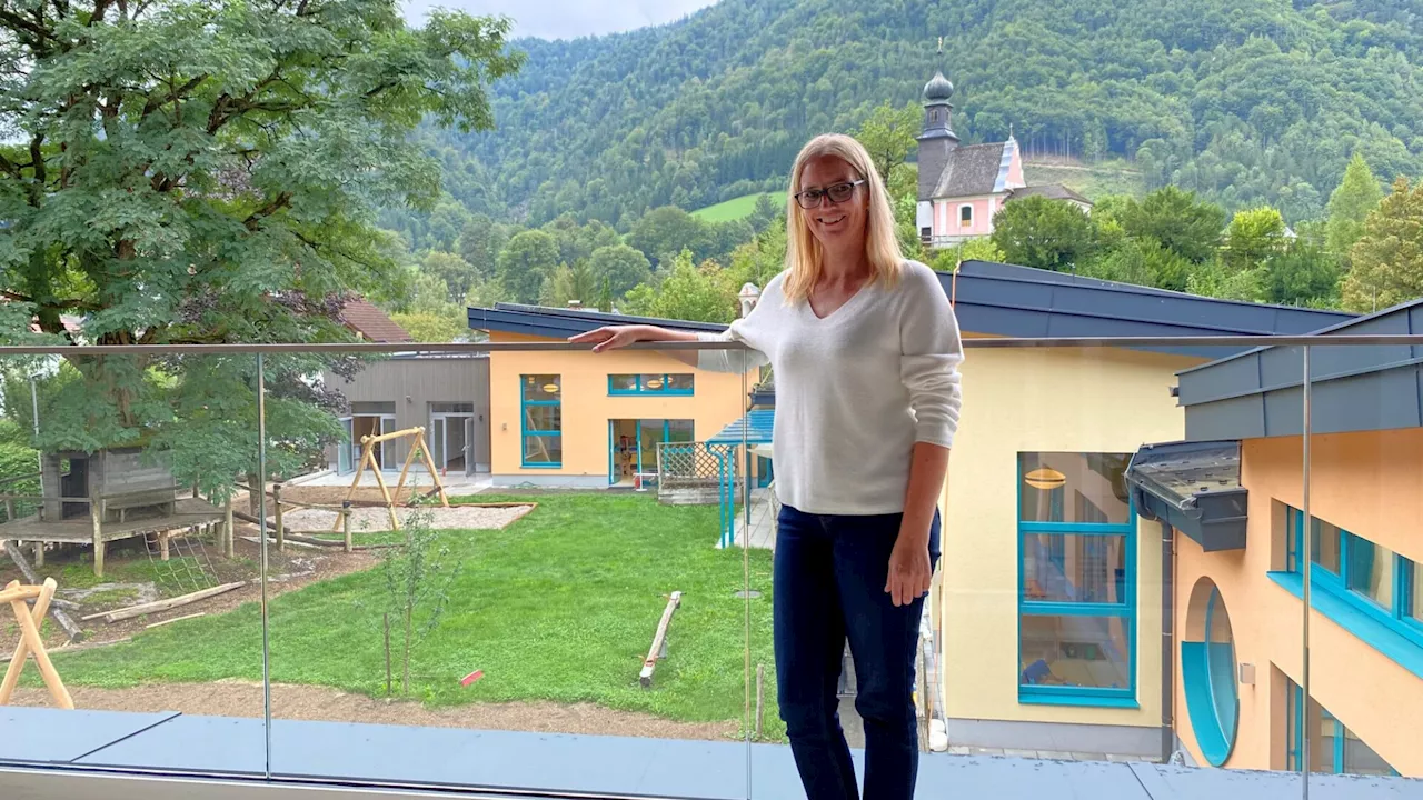 Bauarbeiten beim Kindergarten Hollenstein laufen auf Hochtouren