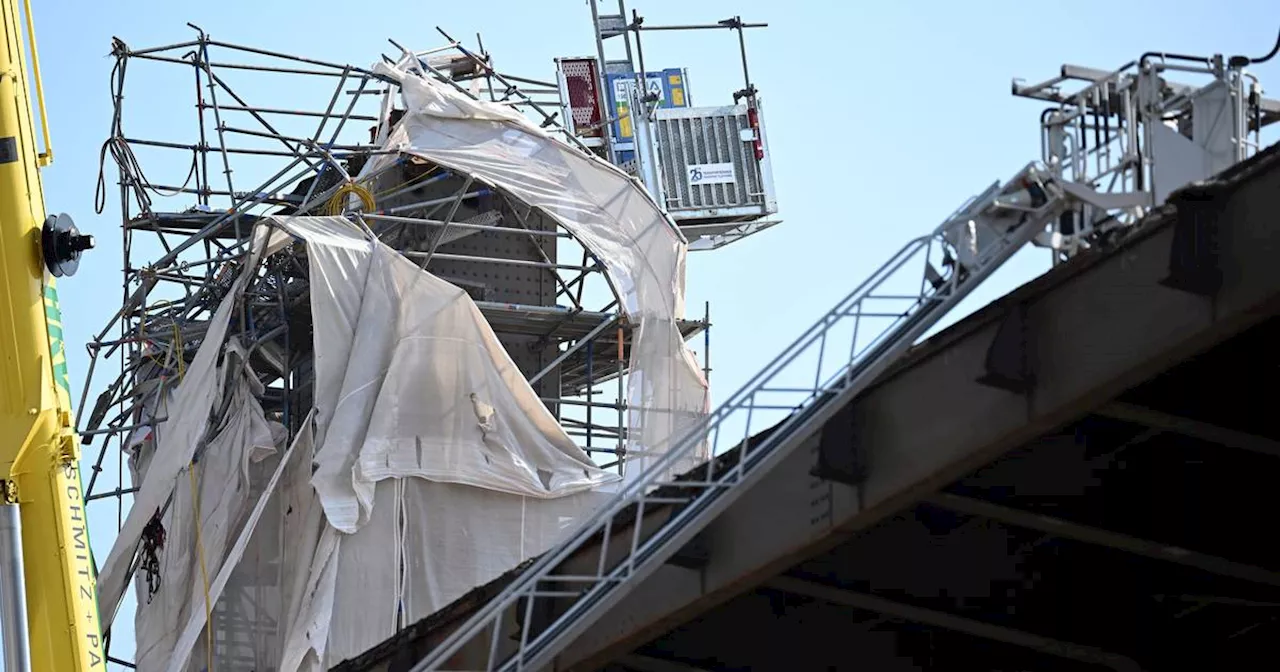 A1 Leverkusen Rheinbrücke: Teile gelöst – Arbeiter tot