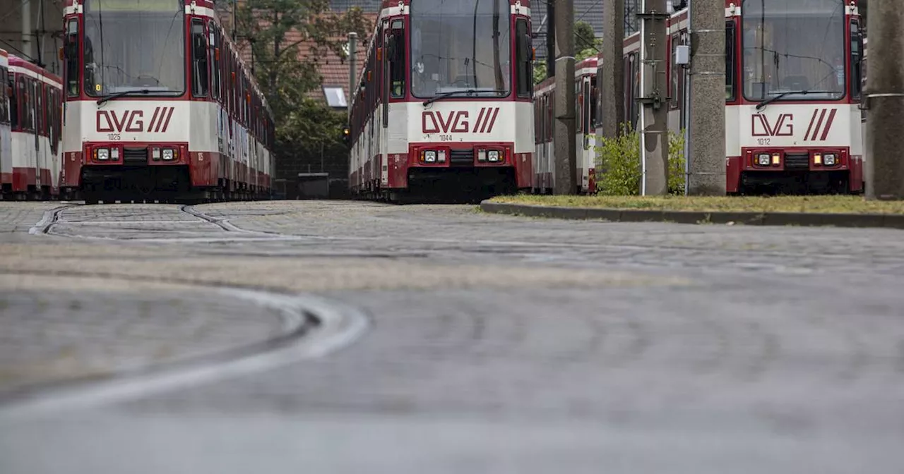 Duisburg: Security-Mitarbeiter in Bus und Bahn sollen Schlagstöcke tragen