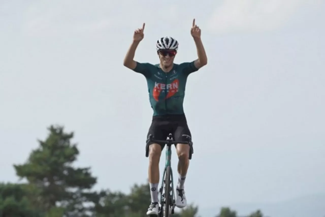 Castrillo, vainqueur de la 12e étape, rend hommage au regretté fondateur de son équipe