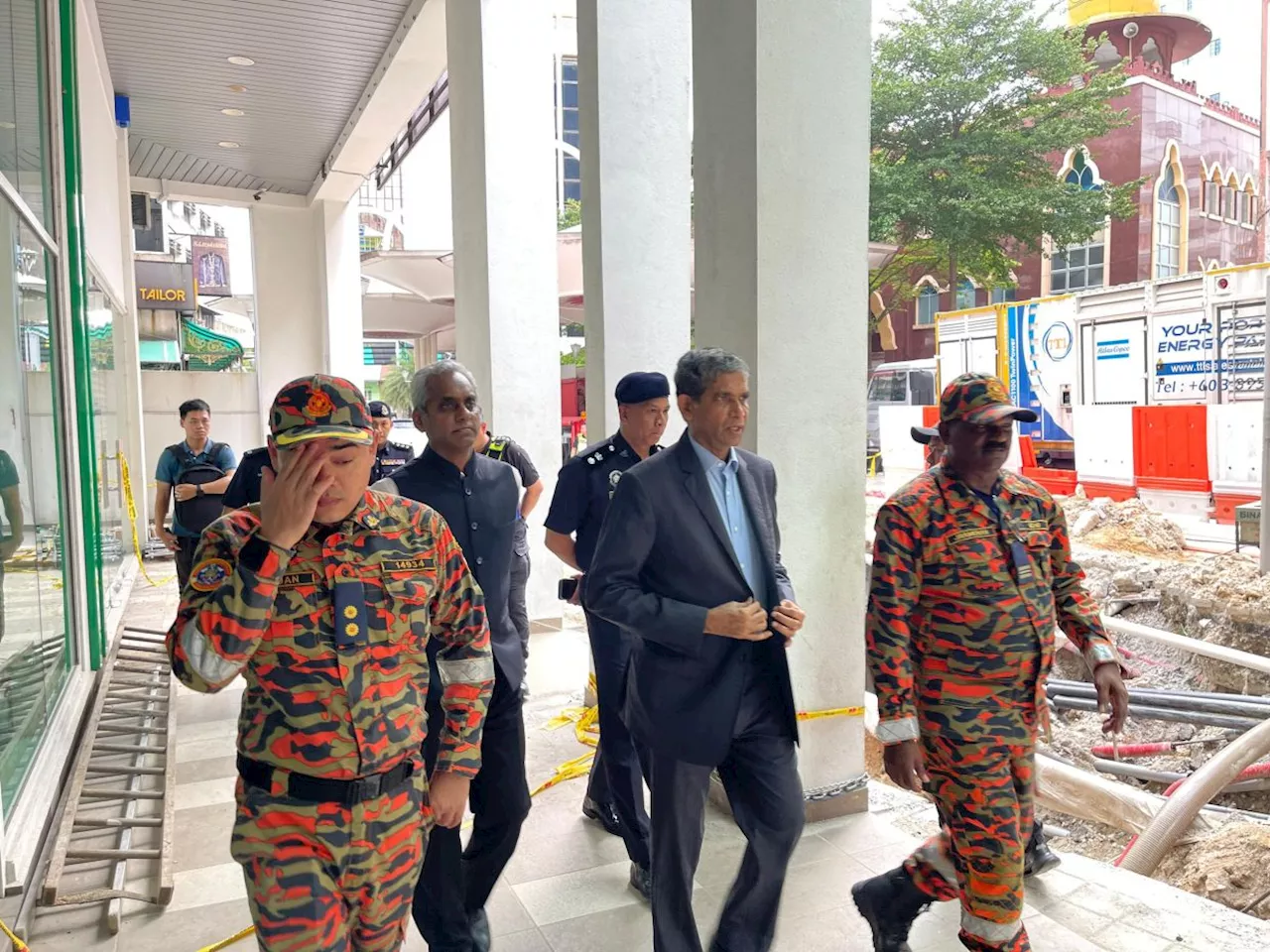 Sinkhole incident: Indian High Commissioner visits site in Kuala Lumpur