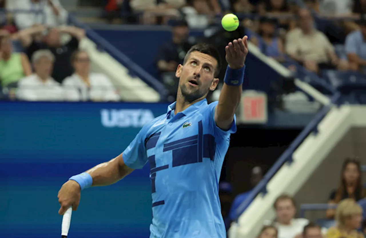 Defending champions Djokovic, Gauff advance at US Open